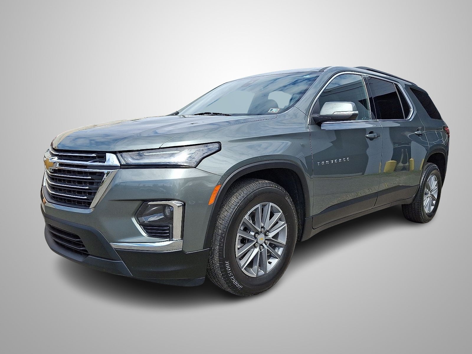2022 Chevrolet Traverse LT Cloth