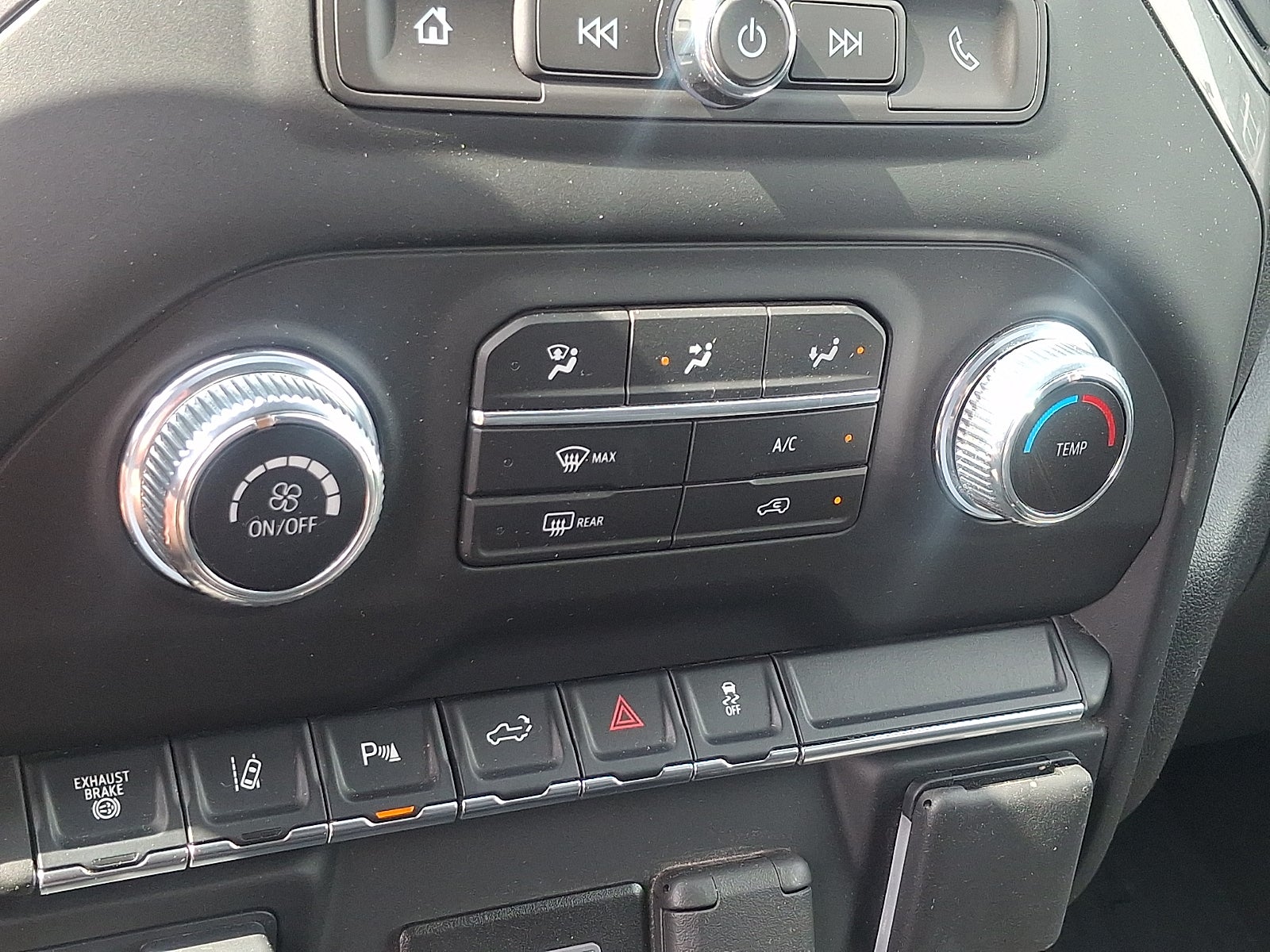 2024 GMC Sierra 2500 HD Pro