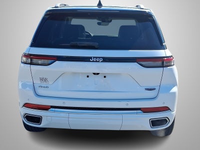 2022 Jeep Grand Cherokee Summit