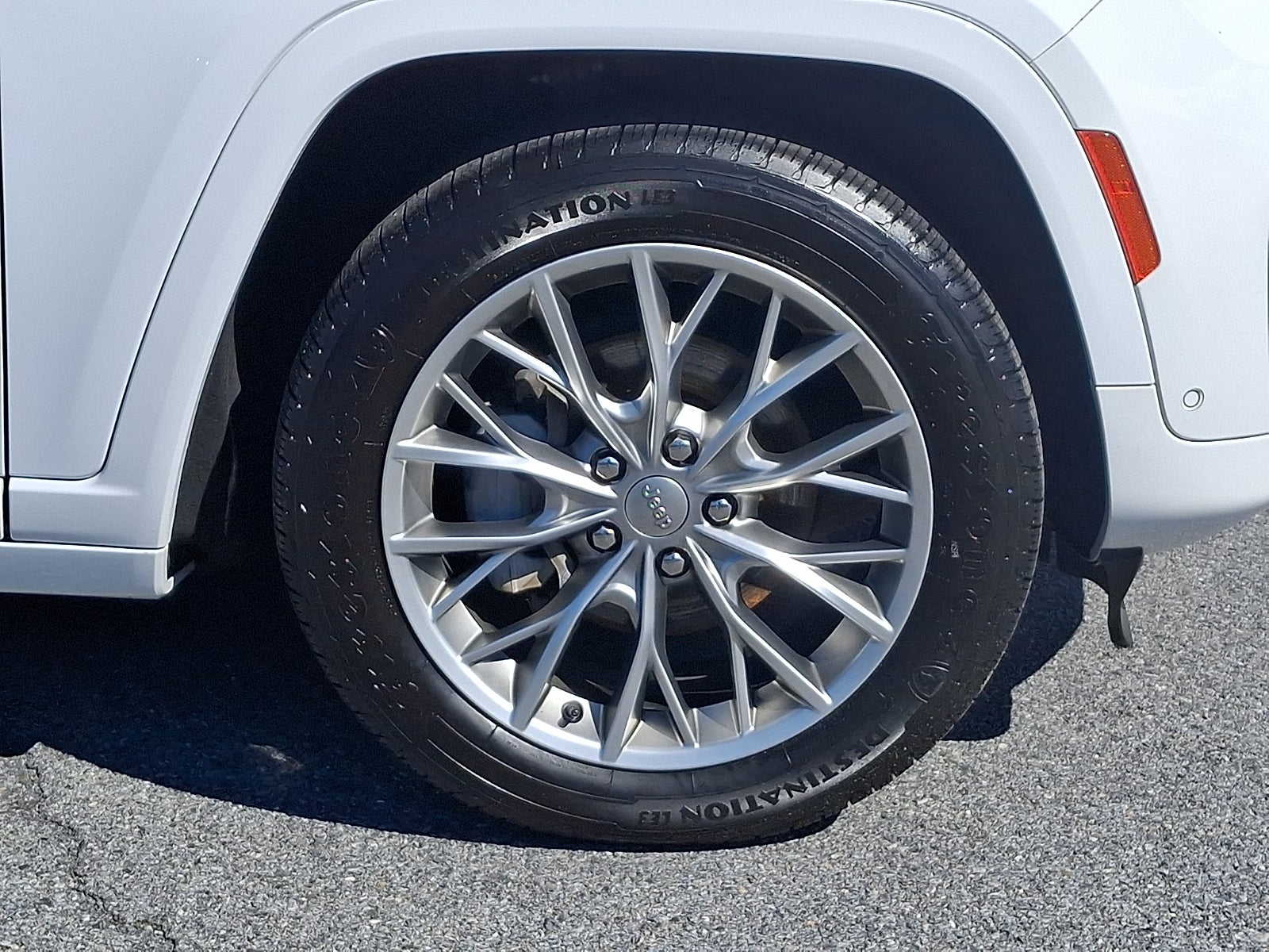 2022 Jeep Grand Cherokee Summit