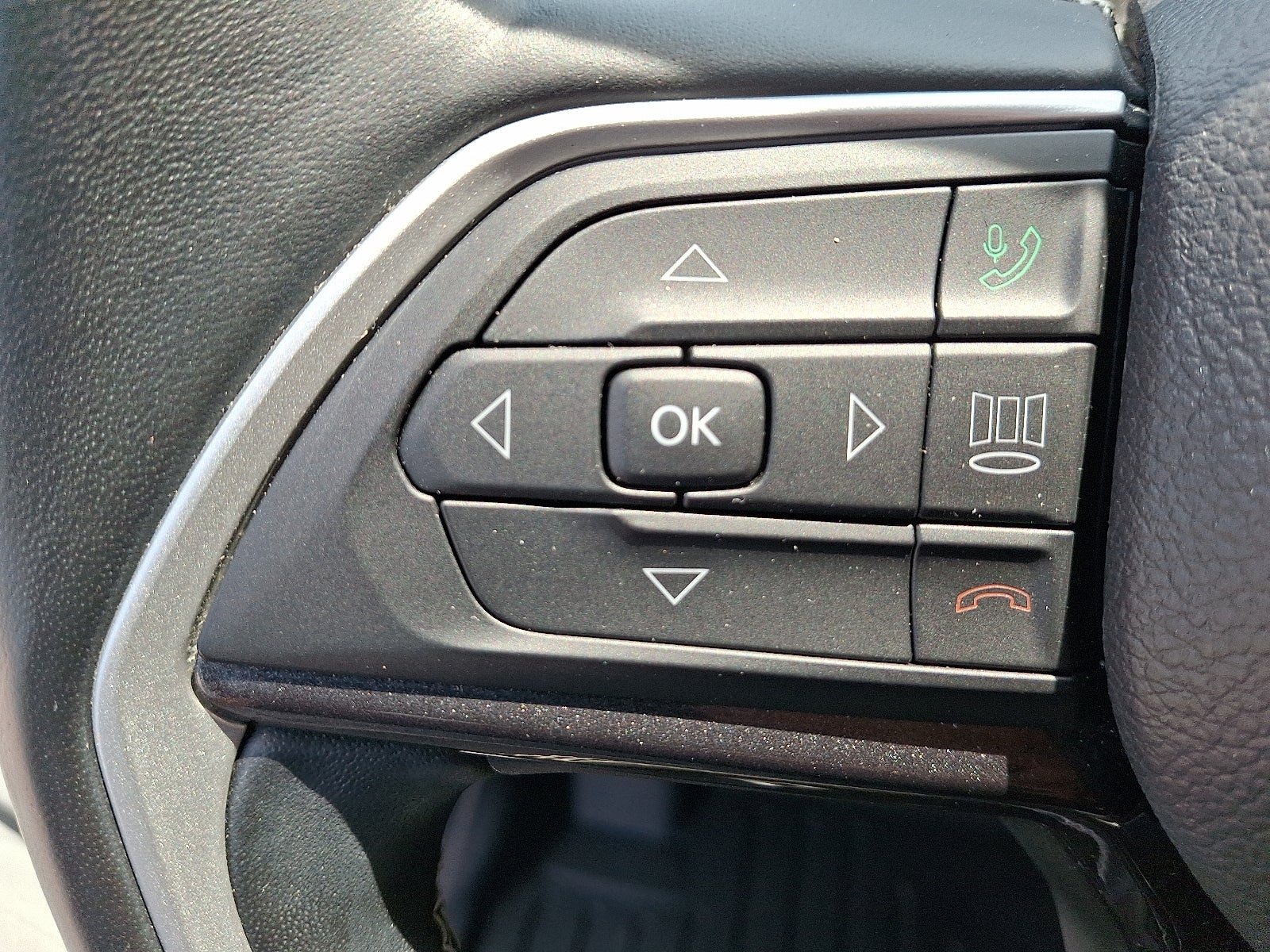 2022 Jeep Grand Cherokee L Altitude