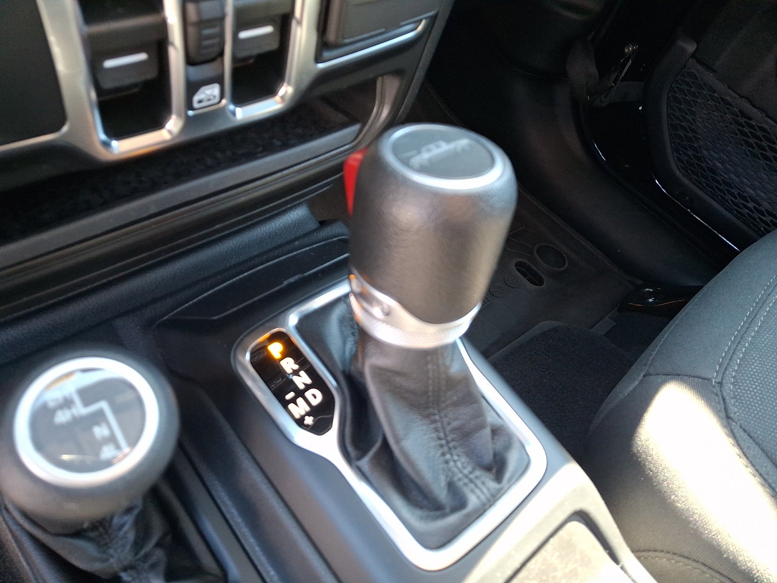 2022 Jeep Gladiator Willys