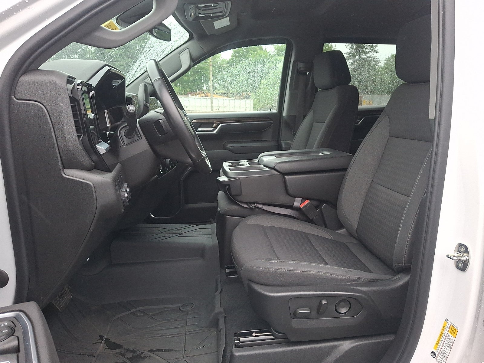 2022 Chevrolet Silverado 1500 LT (2FL)