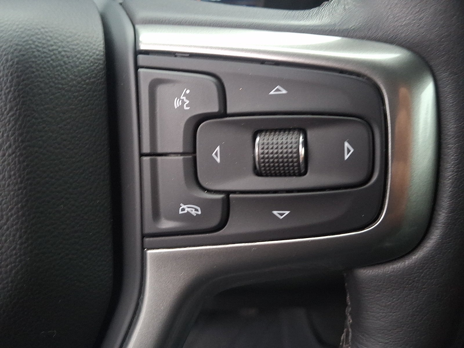 2022 Chevrolet Silverado 1500 LT (2FL)