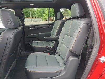 2025 GMC Acadia AT4