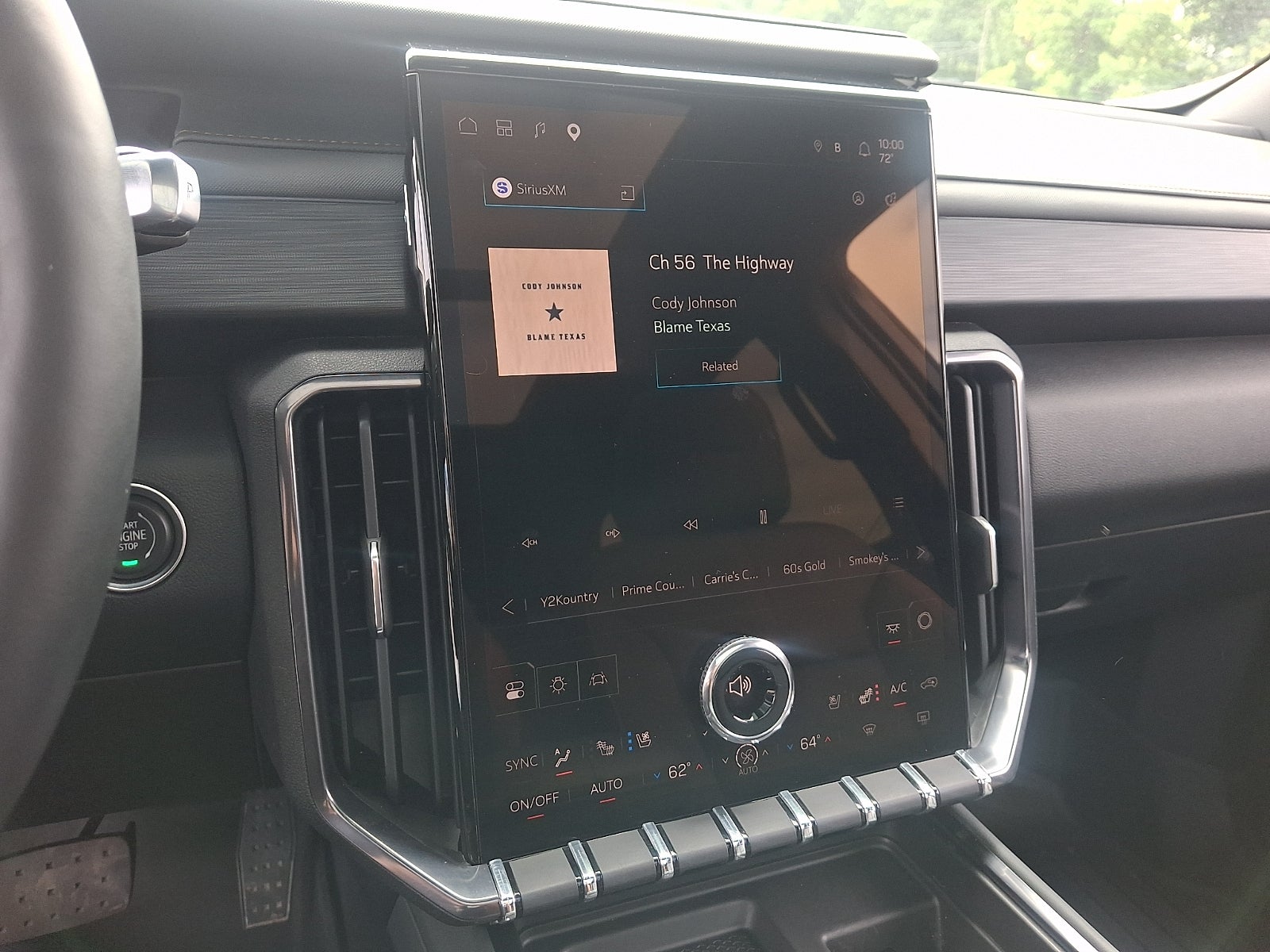2025 GMC Acadia AT4
