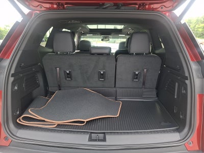 2025 GMC Acadia AT4