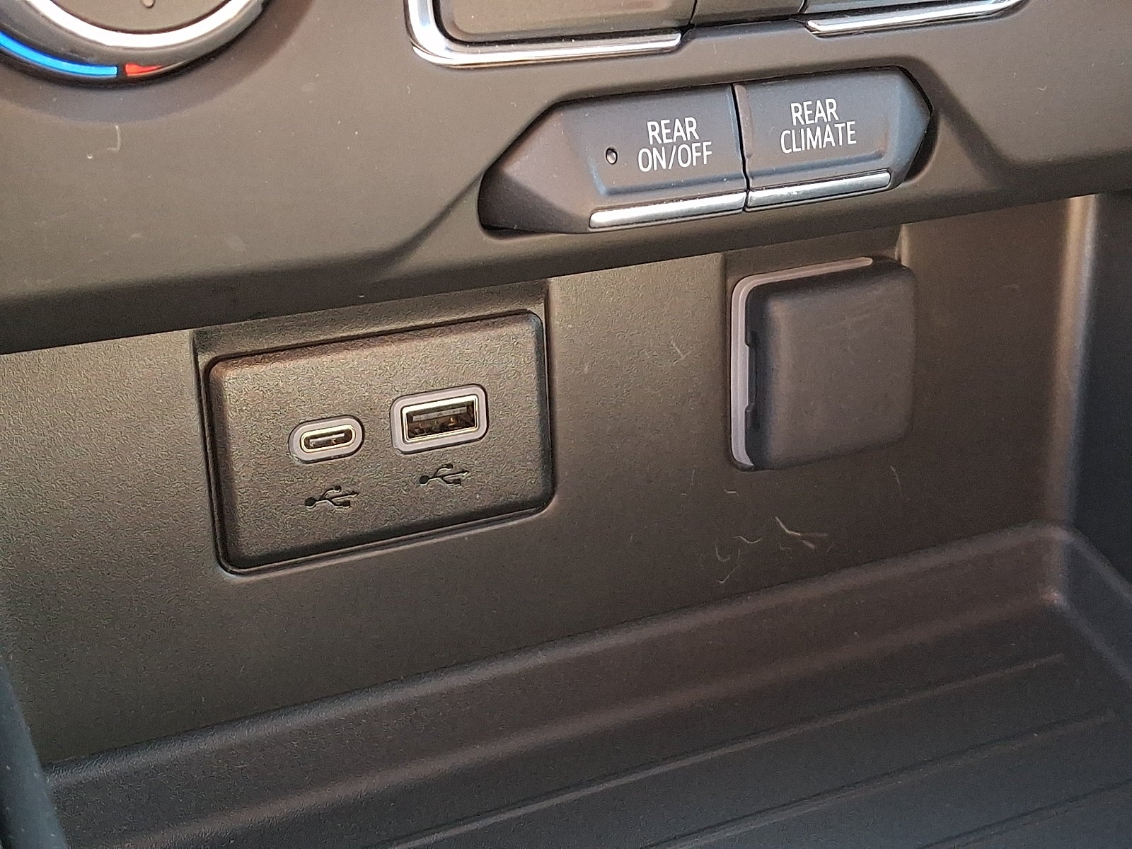 2024 Chevrolet Tahoe LS