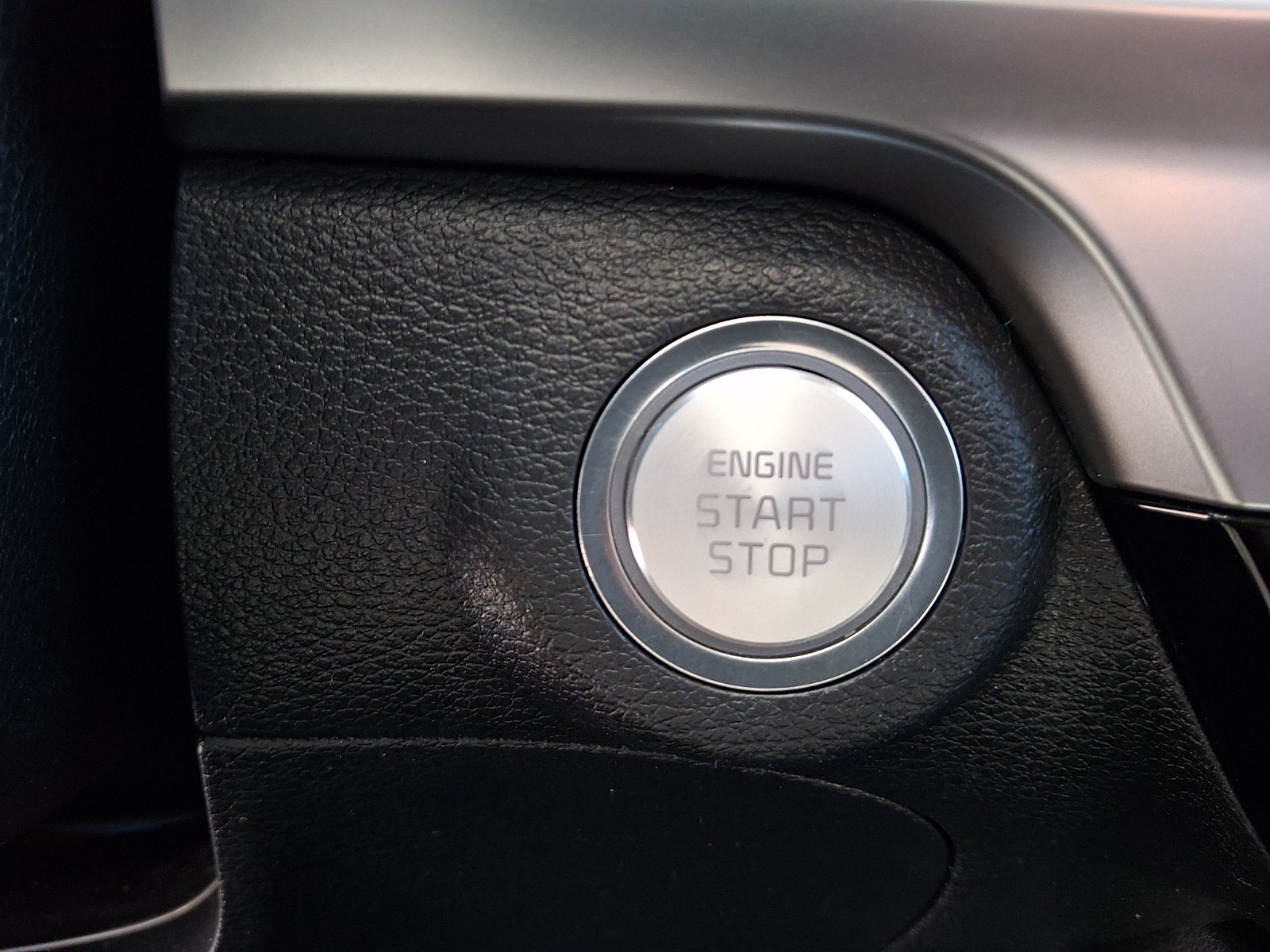 2023 Kia Telluride LX