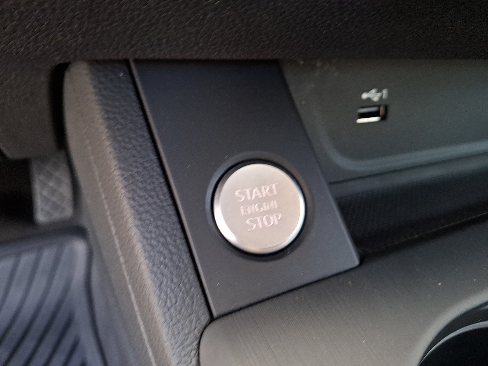 2018 Audi A4 Premium Plus