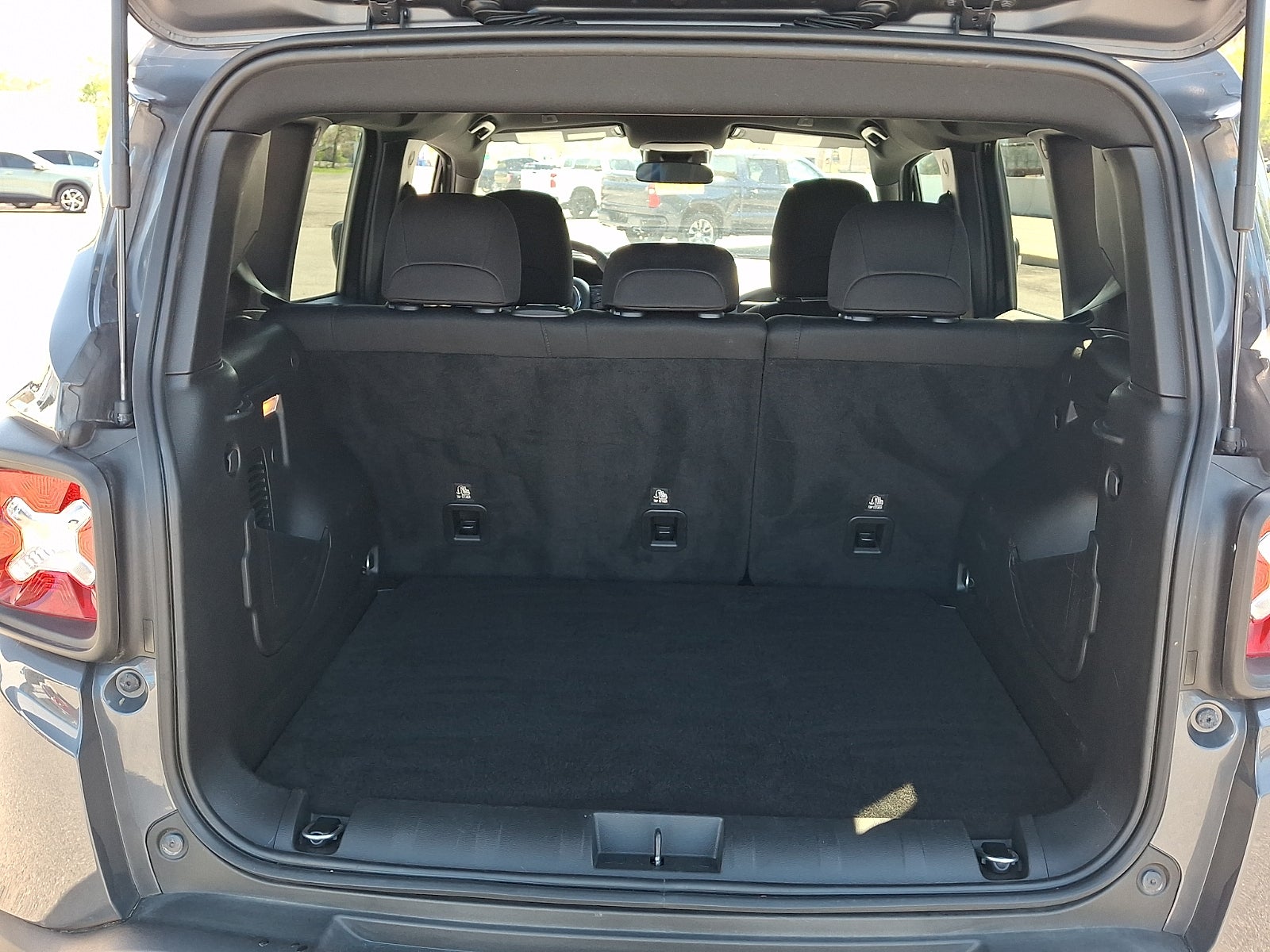 2022 Jeep Renegade Altitude