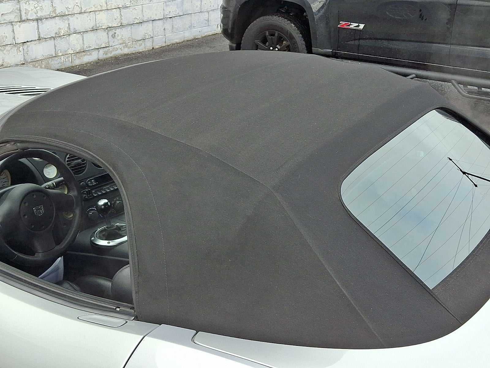 2004 Dodge Viper SRT10