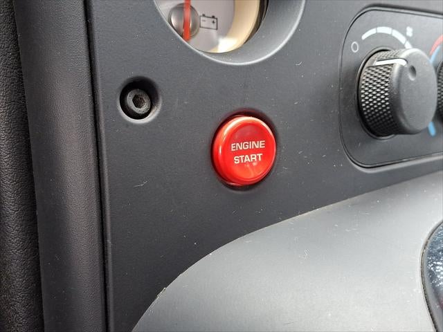 2004 Dodge Viper SRT10