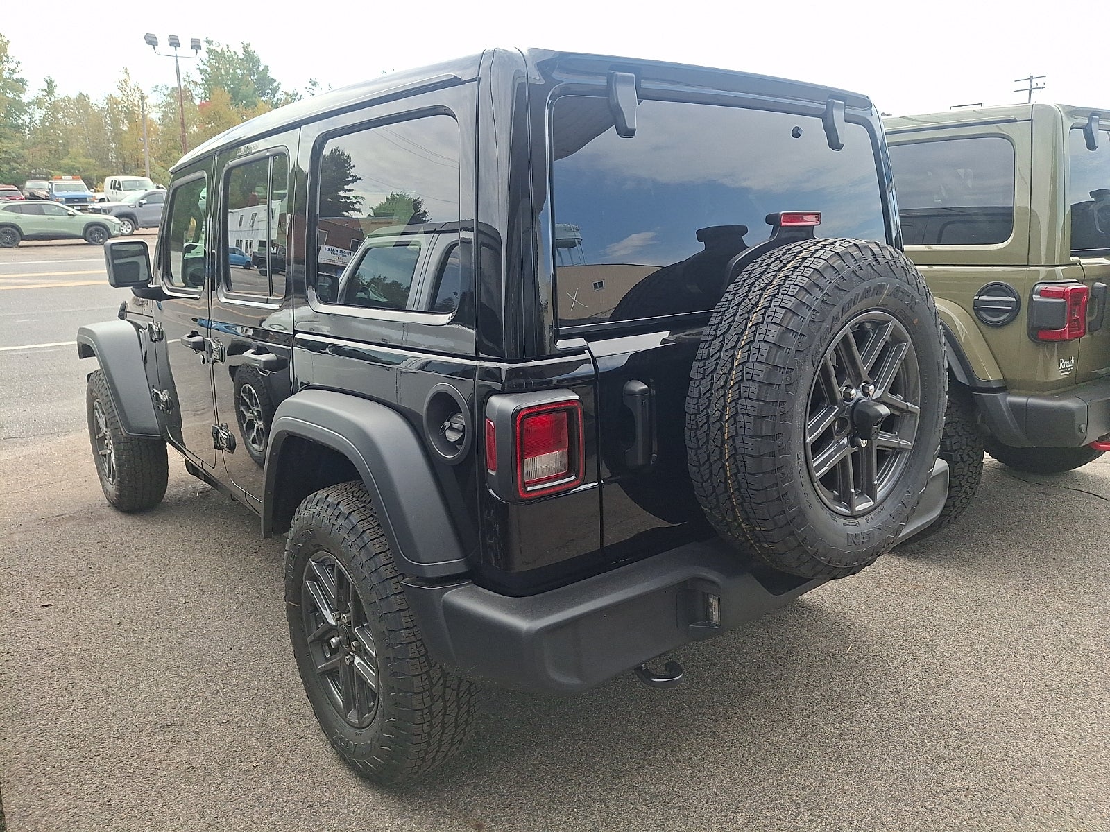 2027 Jeep Wrangler WRANGLER 4-DOOR SPORT S