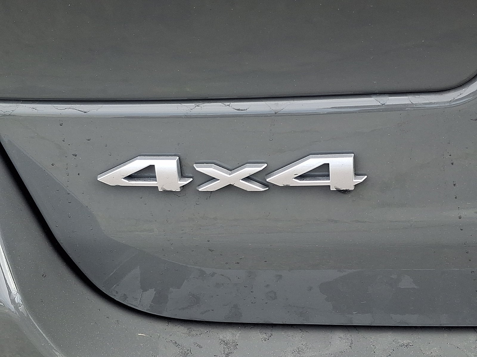 2027 Jeep Grand Cherokee GRAND CHEROKEE LAREDO X 4X4