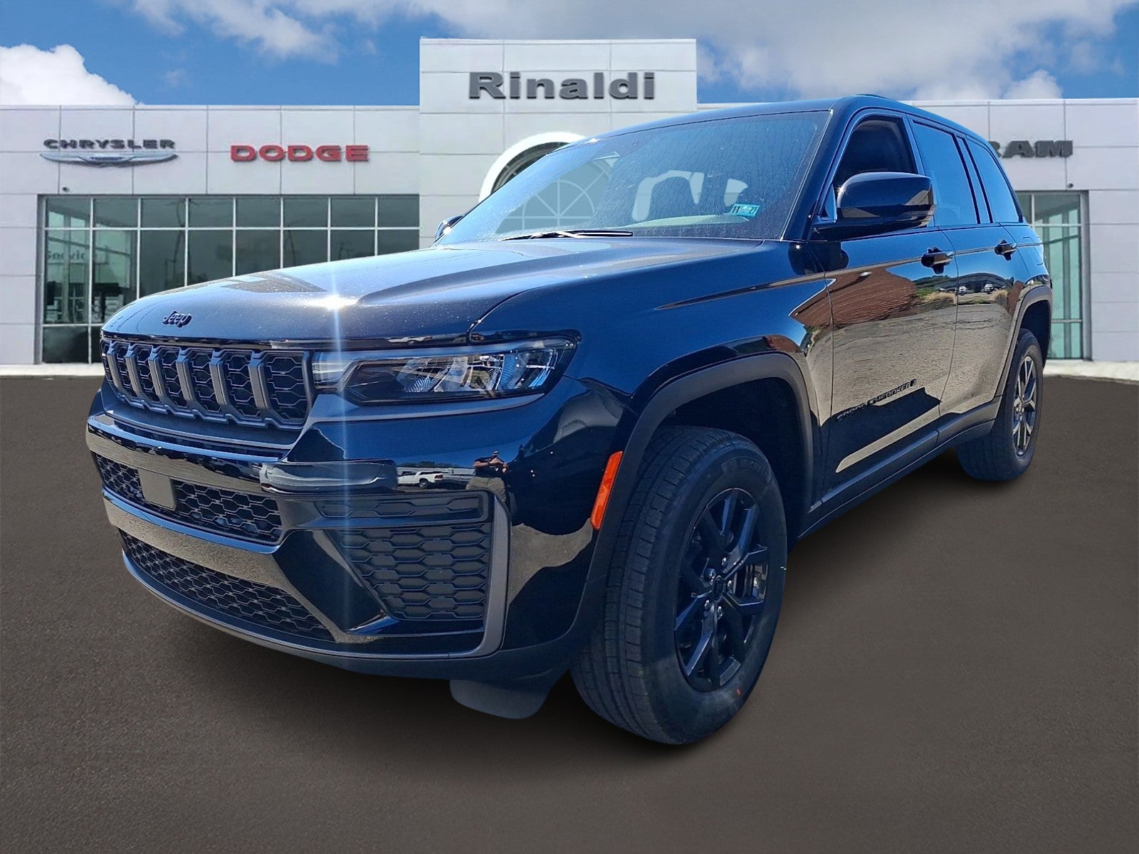 2027 Jeep Grand Cherokee Laredo