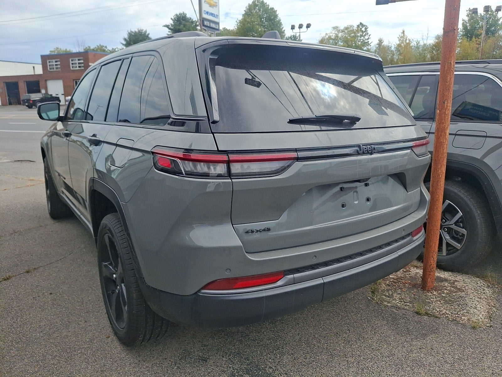 2027 Jeep Grand Cherokee GRAND CHEROKEE LIMITED 4X4