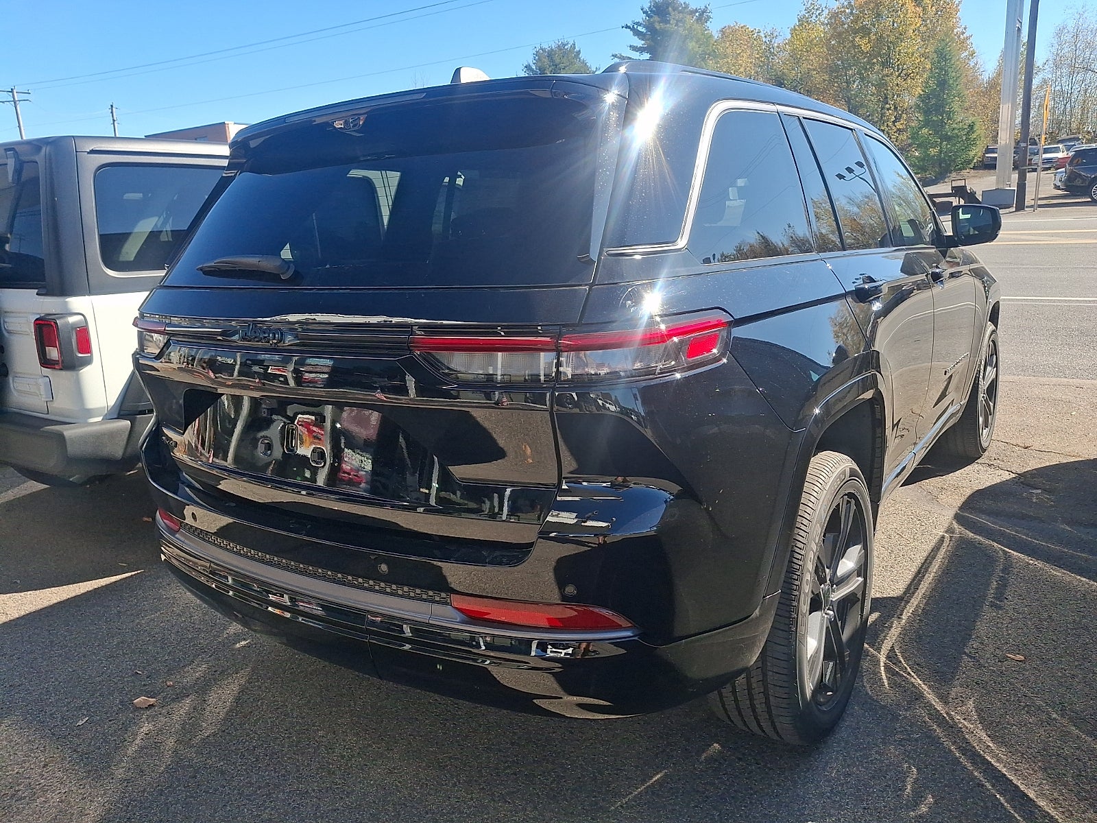 2027 Jeep Grand Cherokee GRAND CHEROKEE LIMITED RESERVE 4X4