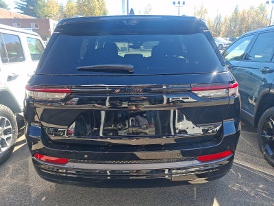 2027 Jeep Grand Cherokee GRAND CHEROKEE LIMITED RESERVE 4X4