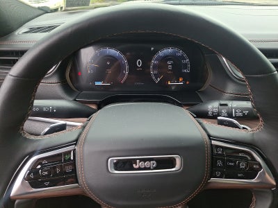 2025 Jeep Grand Cherokee Summit 4x4
