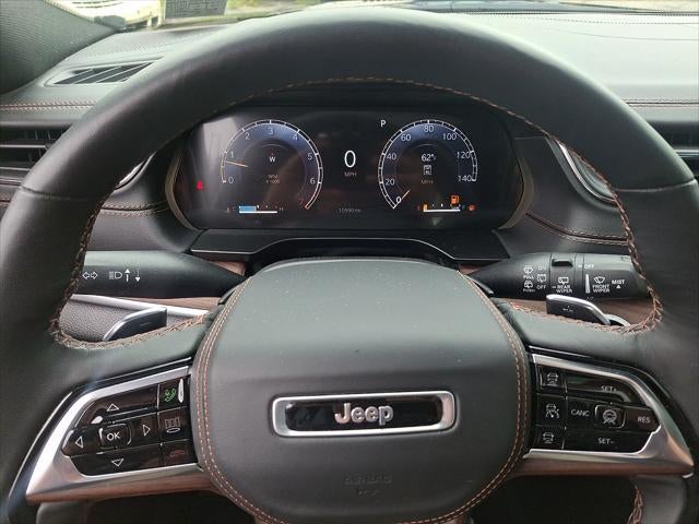 2025 Jeep Grand Cherokee Summit 4x4