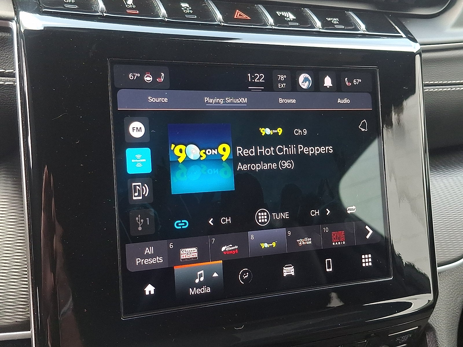 2023 Jeep Grand Cherokee L Altitude 4x4