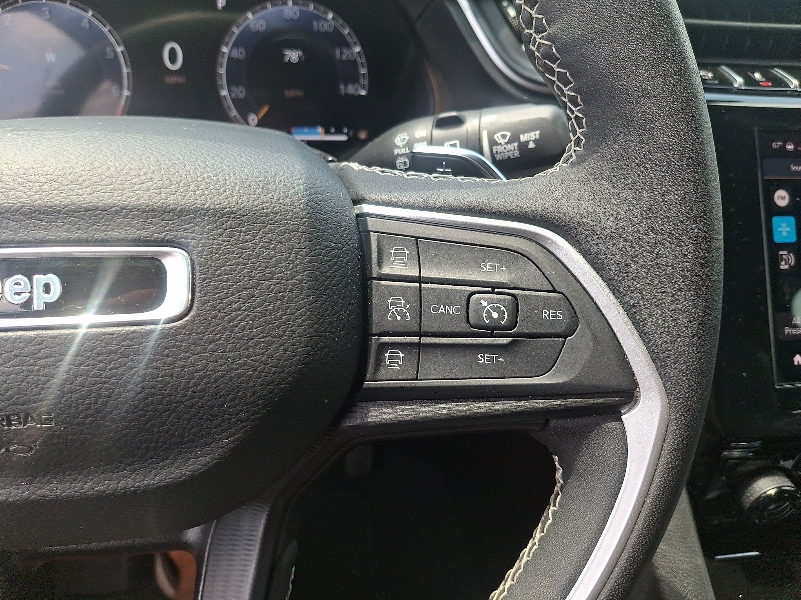 2023 Jeep Grand Cherokee L Altitude 4x4