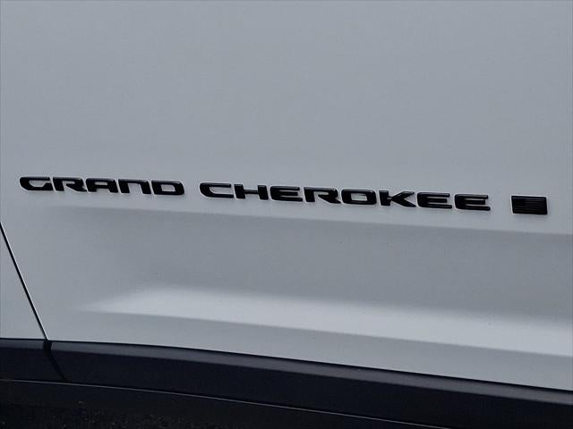 2023 Jeep Grand Cherokee L Altitude 4x4