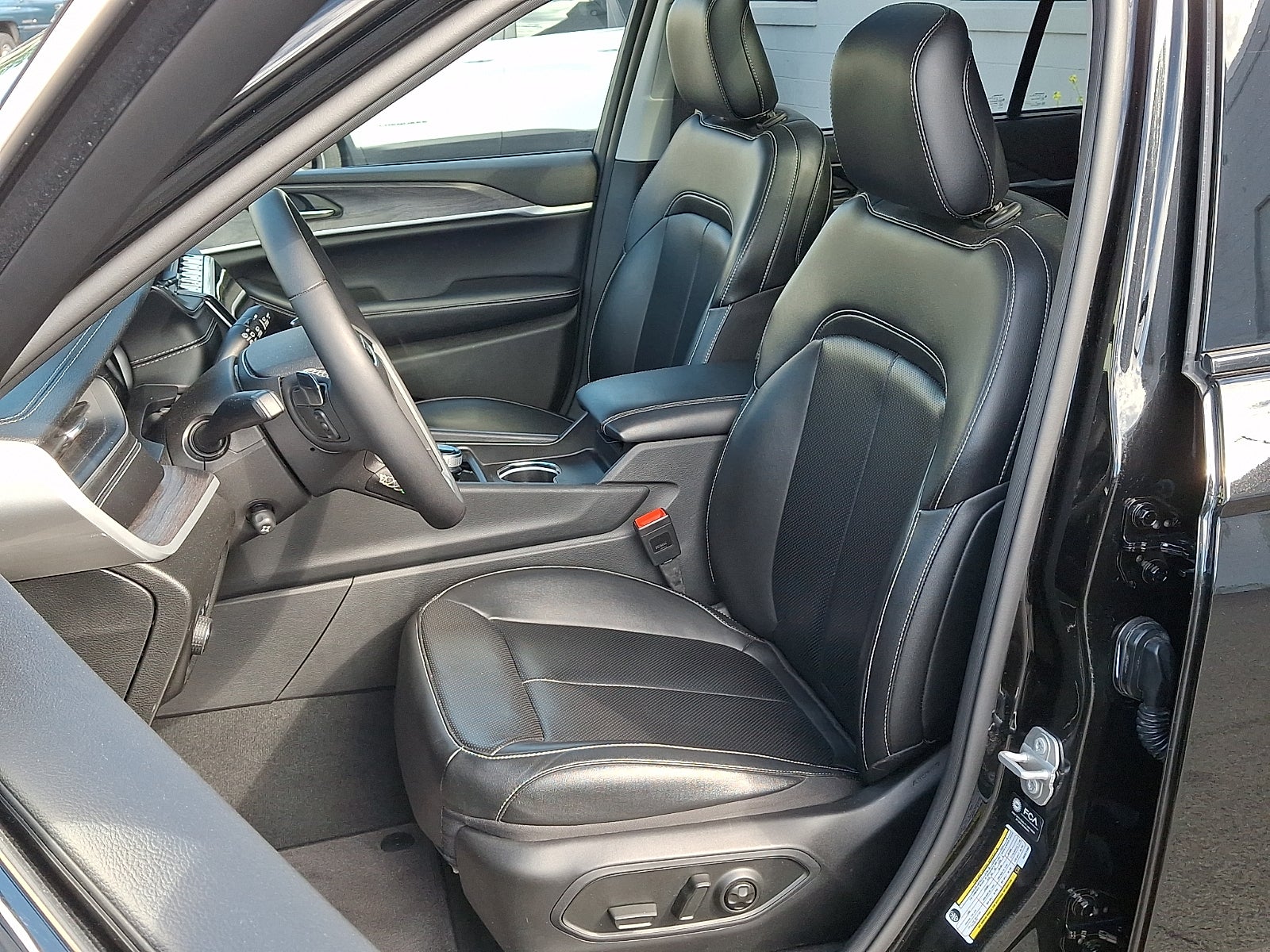 2024 Jeep Grand Cherokee L Limited 4x4
