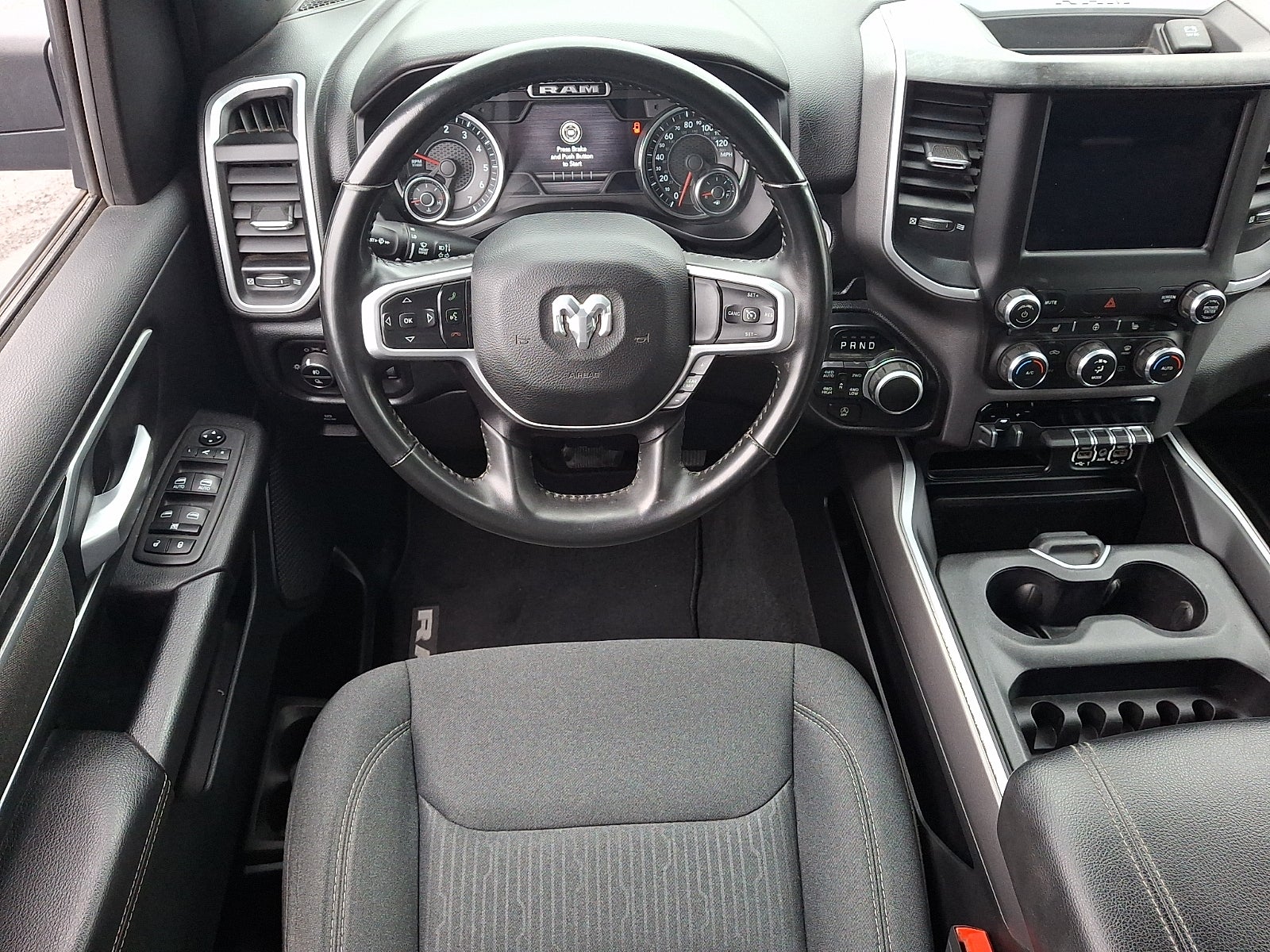 2021 RAM 1500 Big Horn Crew Cab 4x4 5'7' Box