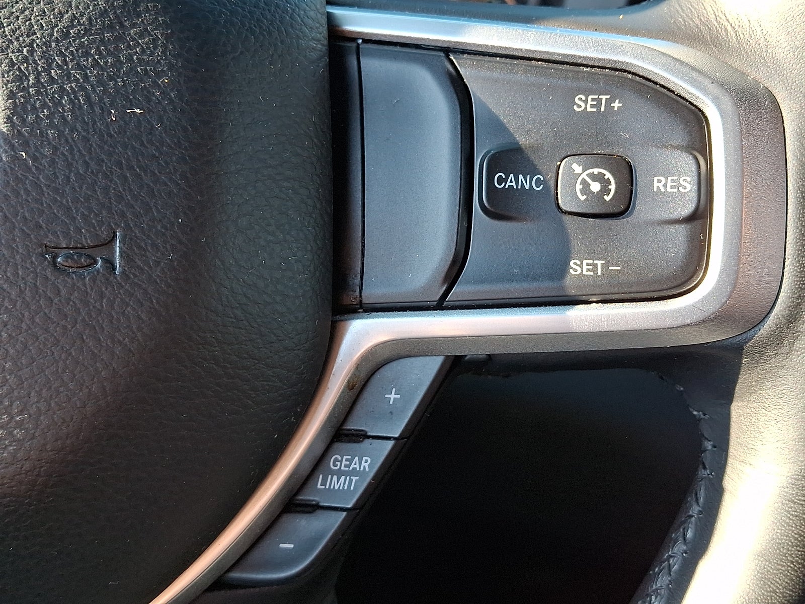 2019 RAM 1500 Big Horn/Lone Star Crew Cab 4x4 5'7' Box