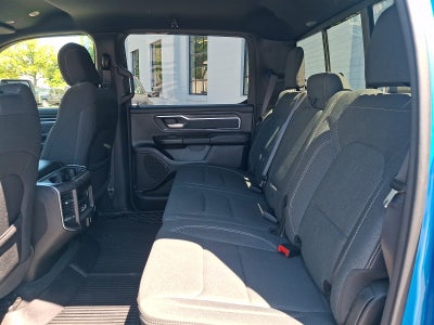2021 RAM 1500 Big Horn Crew Cab 4x4 5'7' Box
