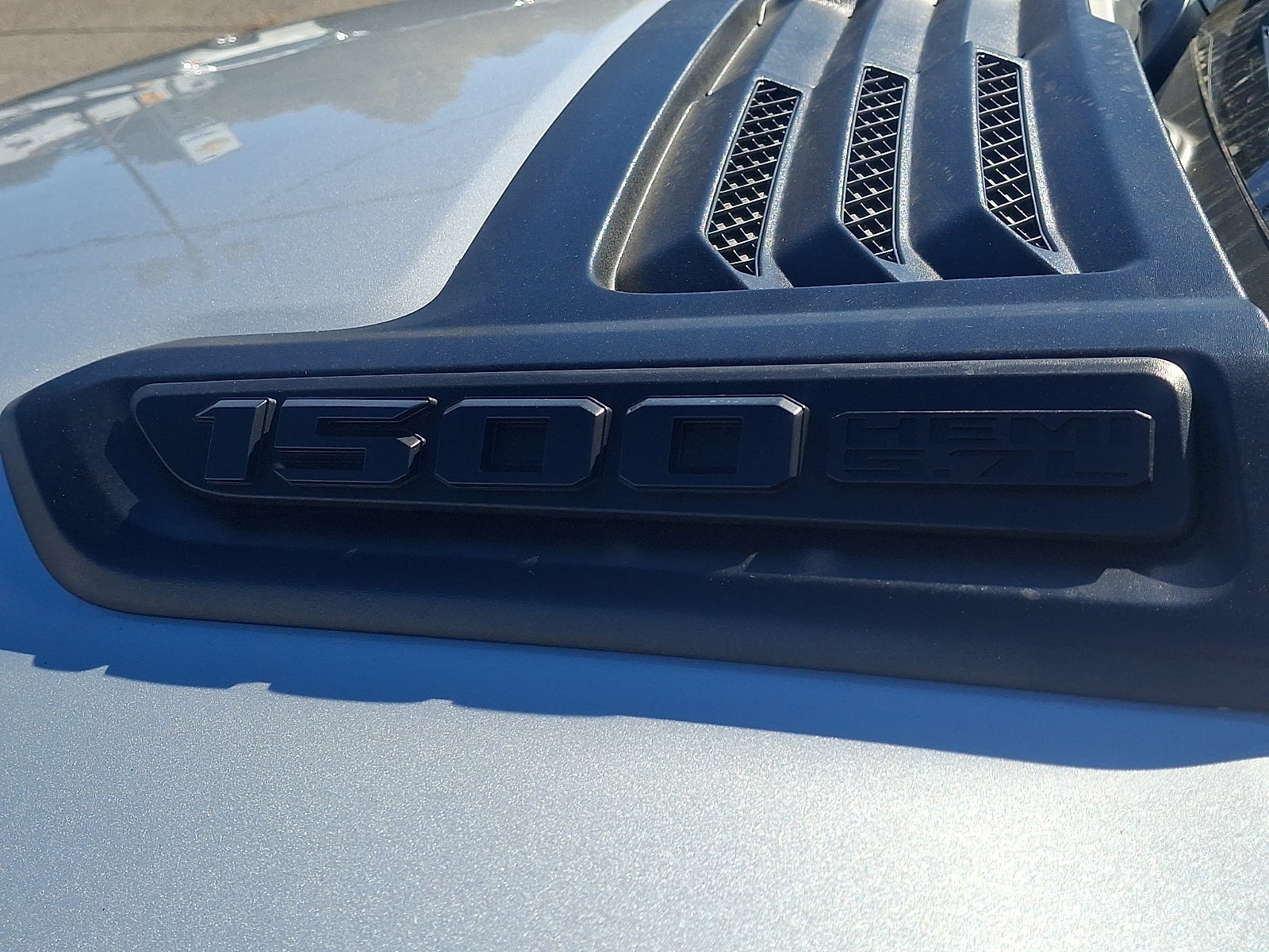 2027 RAM Ram 1500 RAM 1500 EXPRESS CREW CAB 4X4 5'7' BOX