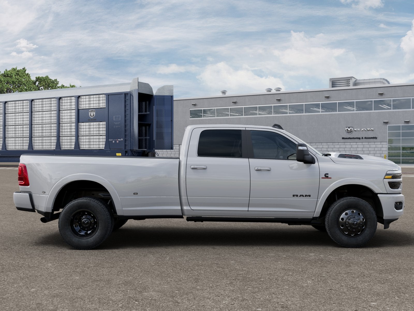 2025 RAM 3500 Limited Crew Cab 4x4 8' Box
