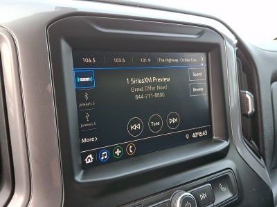 2021 Chevrolet Silverado 1500 4WD Crew Cab Short Bed Custom